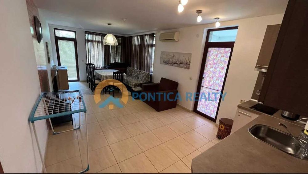 Голям тристаен апартамент в комплекс Етъра