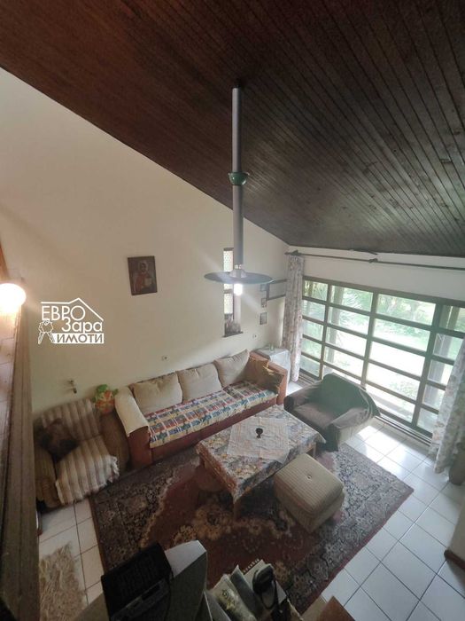 Масивна, обзаведена къща за продажба в с.Дълбоки