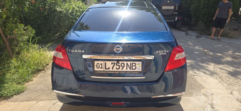 Продаю Теана сотилади