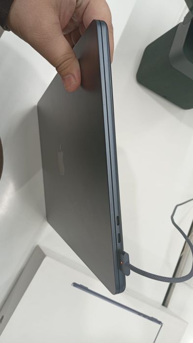 Макбук macbook apple air 15 m3 8c