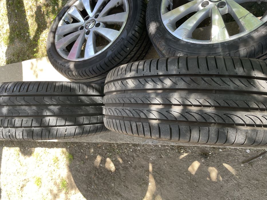 Cauciucuri Pirelli 225 45 R17 genți aluminiu Volkswagen roti vara