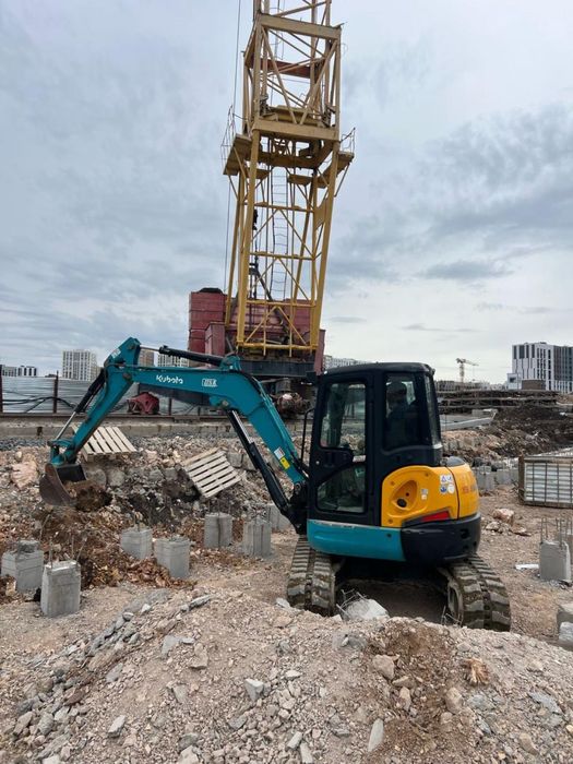 Аренда мини экскаватора с гидромолотом