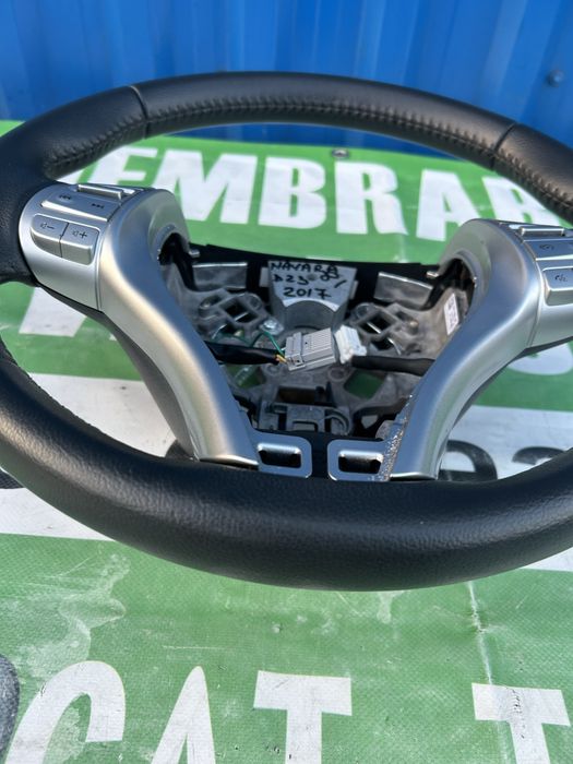 Volan Nissan Navara NP 300 D 23 2017 fară airbag, ca nou , fara uzură