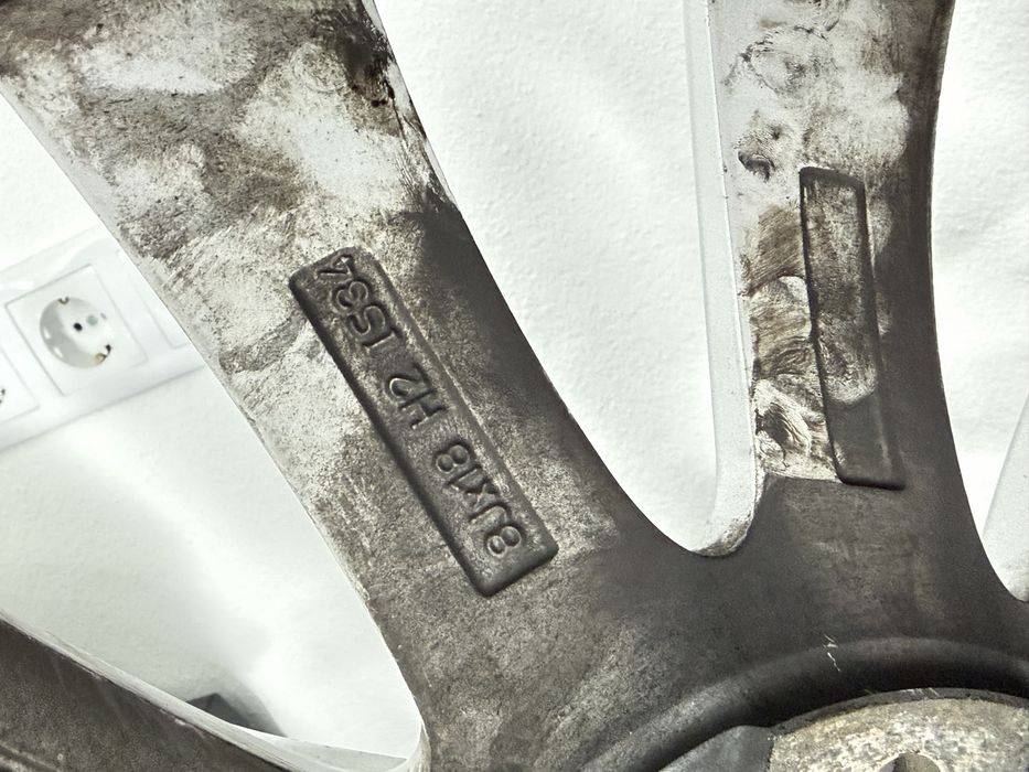 Roti aliaj originale Bmw X3 cu cauciucuri de vara 225/45/18