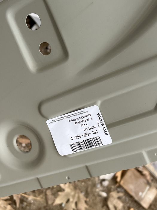 VW Tiguan 5N ALLSPACE заден десен калник панел колонка праг