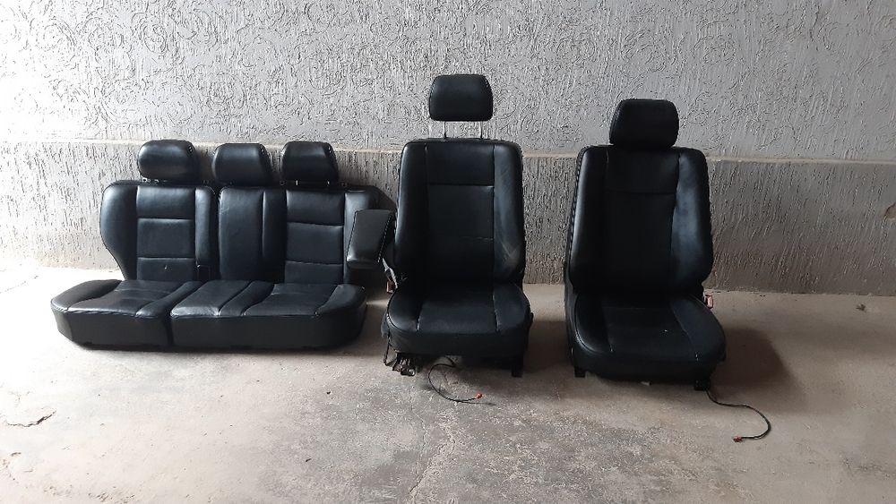 124 мерседес кожаный