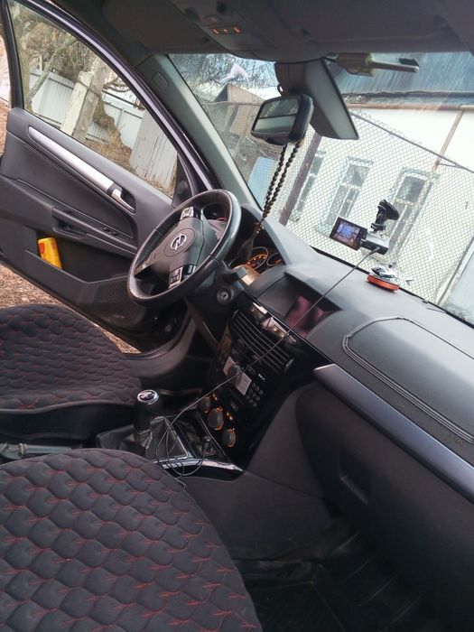 Продам Опель Астра Н 2010г.в