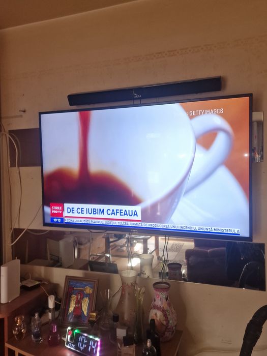 Sony BRAVIA 49” 4K Ultra HD Smart TV + Soundbar AKAI