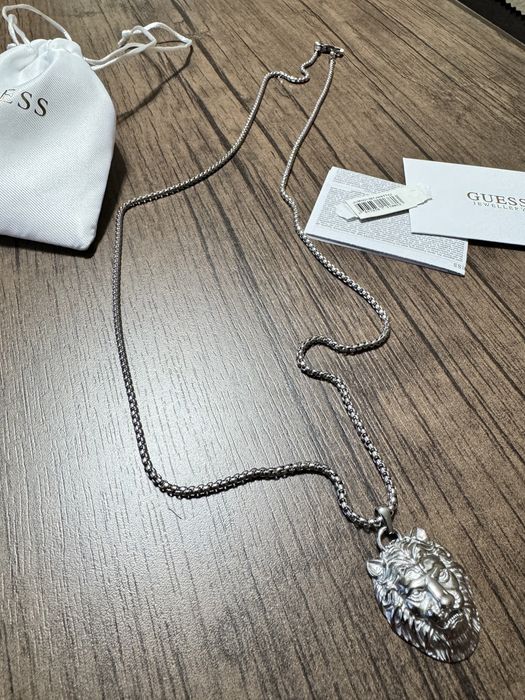 Мъжко колие Guess