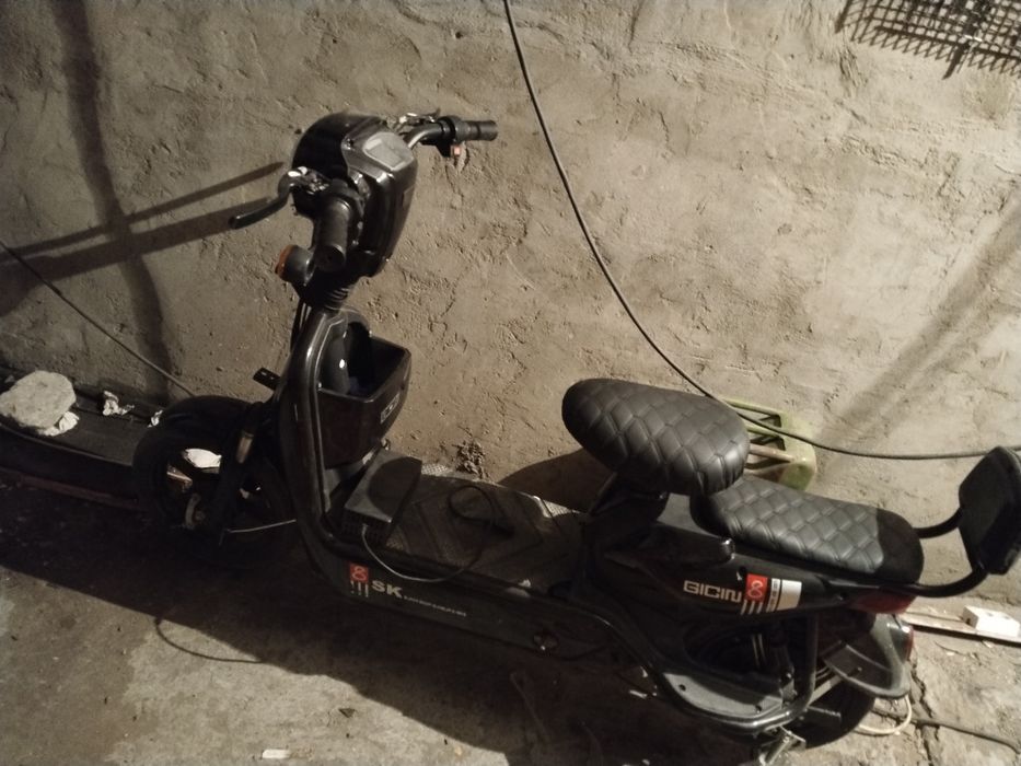 Продам электро скутер
