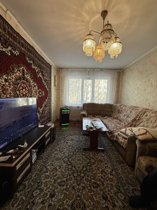 2 комнатная на Республике возле 1 гимназии лучшая цена