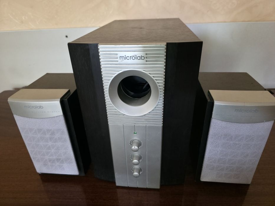 Сабвуфер колонка Microlab 1- m700 sabbufer kolonka. 2 - Microlab x3