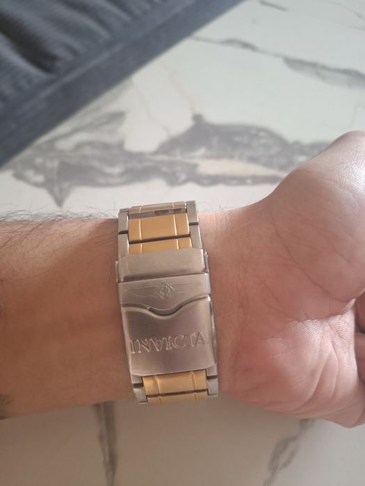 Часовник Invicta