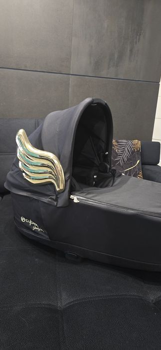 Landou Cybex Jeremy Scott Wings E-Priam 4.0