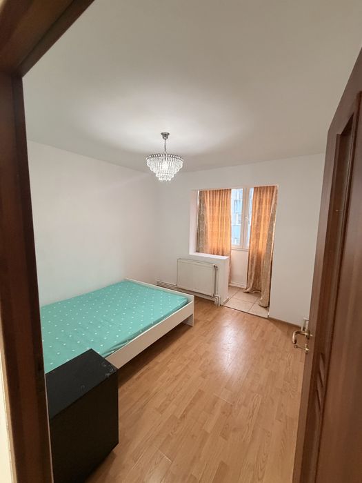 Apartament 4 camere sector 5