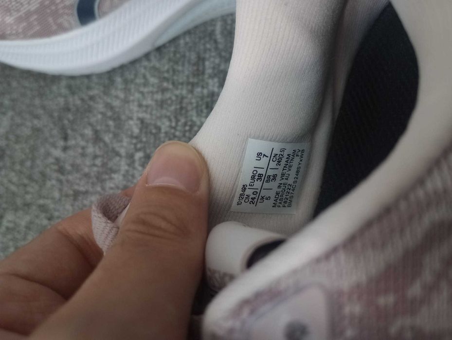 Asics Обувки за бягане GT-2000 11 38 EU