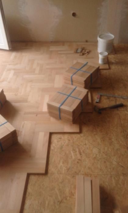 Монтаж Циклене Лакиране Паркет Дюшеме