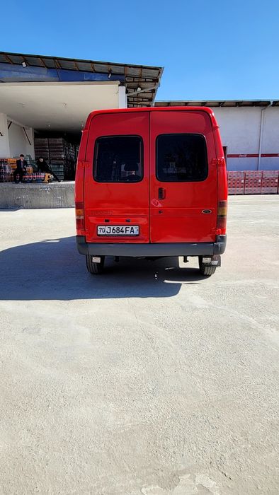 FORD yahshi holatda  solyarkali