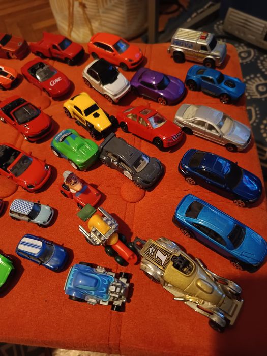 Разпродажба на колекция от колички различни видове