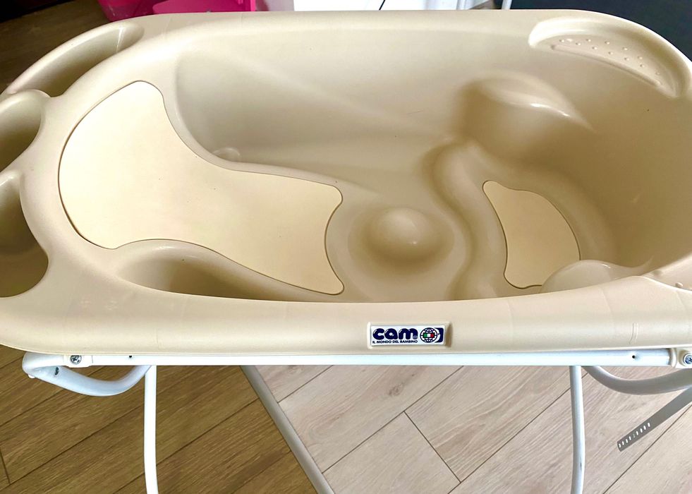 Намалена цена!! Анатомично корито + стойка за бебета и деца