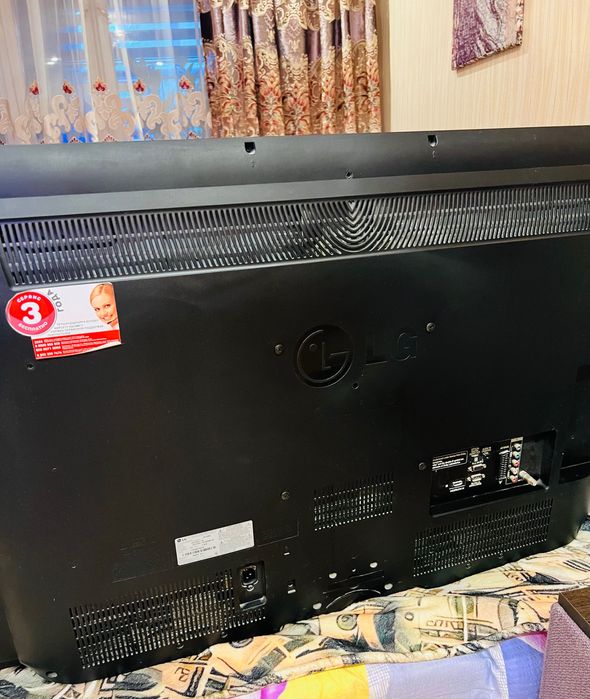 Продается телевизор LG диагональ 109