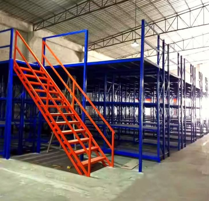 Scara metalica zincata de exterior facem și pe comanda