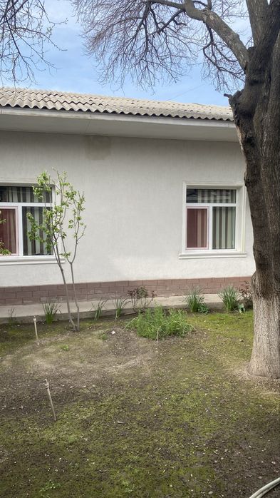 Уй сотилади. Срочно!