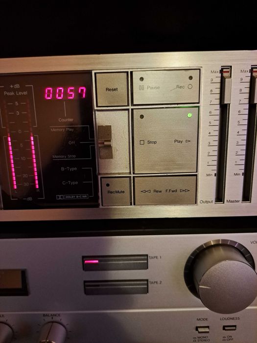 Продавам дек Nakamichi BX2