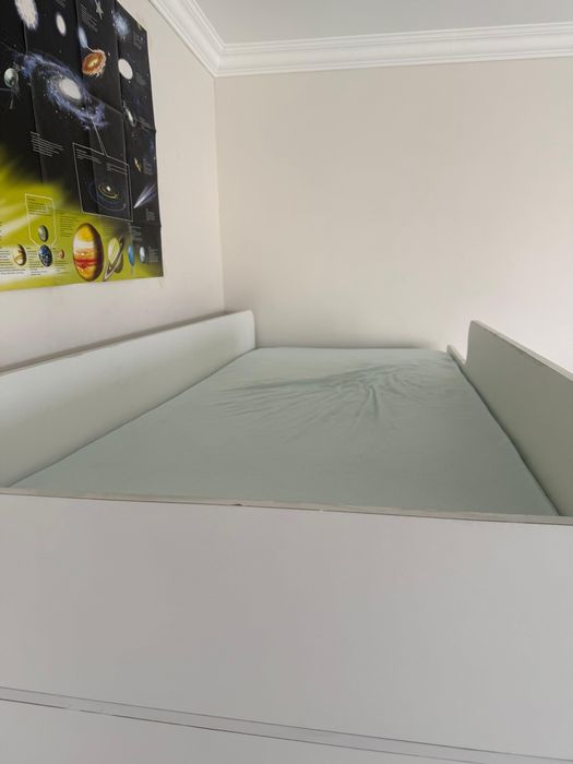 двухяростная кровать