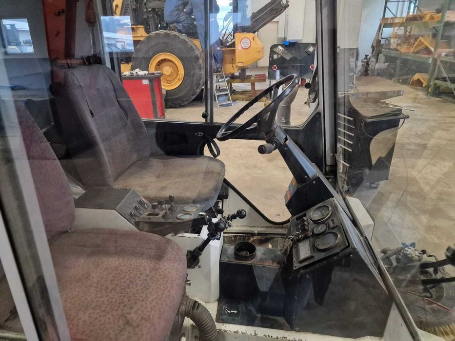 Maturatoare stradala SCHMIDT SK 151 SE