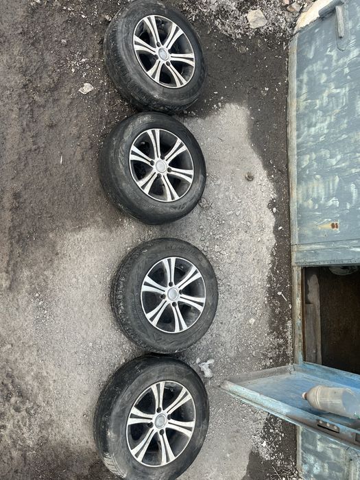 продам диски с резиной R13