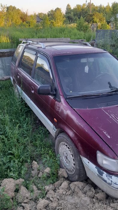 Продам автомобиль митсубиси спейс вагон