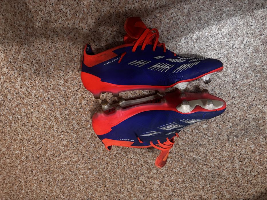 Бутсы Adidas Predator