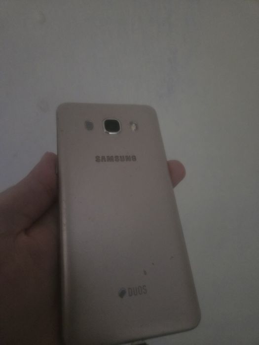 Samsung Galaxy J5