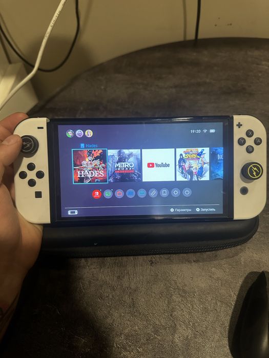 Nintendo Switch OLED