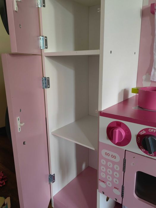 Детска дървена кухня