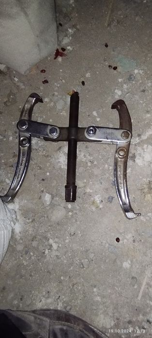 Syomnik, qiziqganlar aloqaga chiqorasizlar