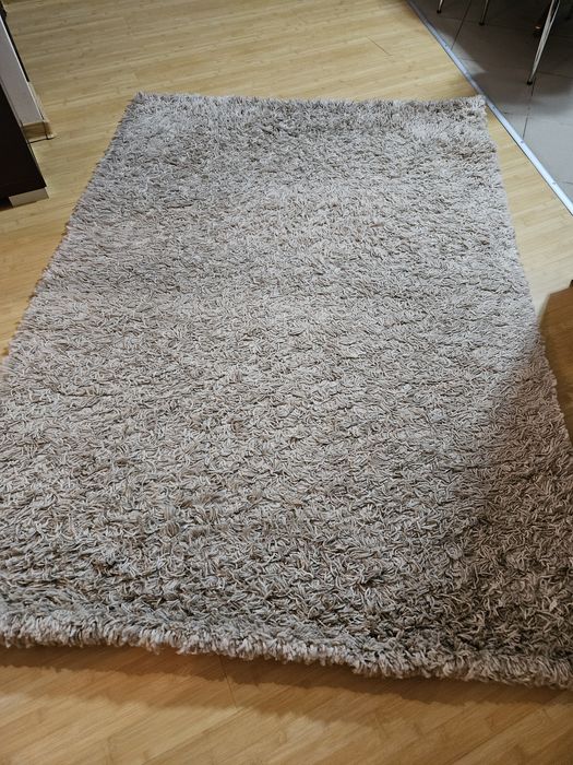 Vand covor shaggy/camera copil