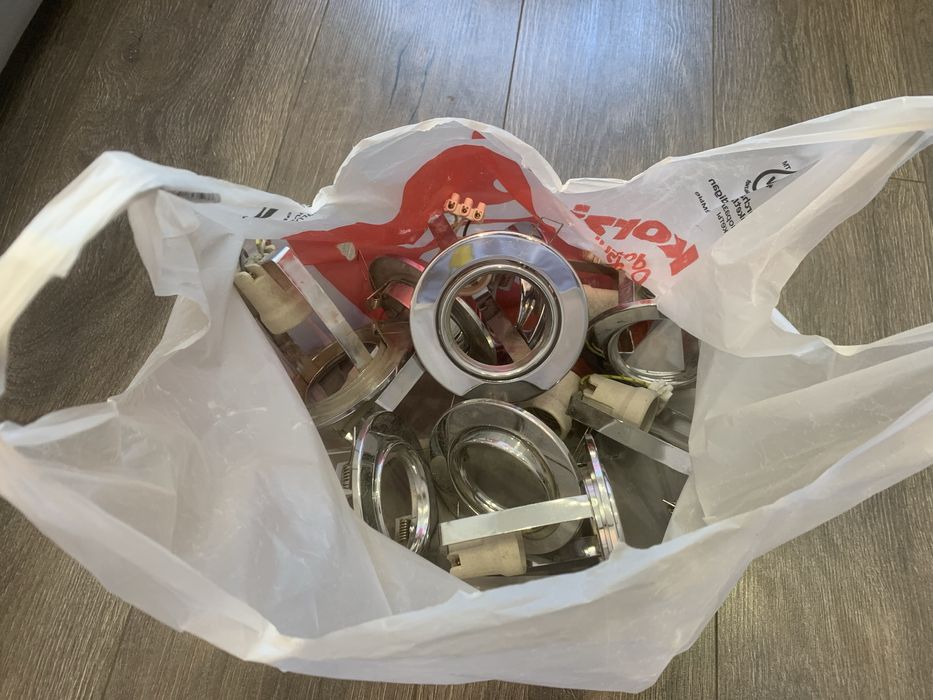 Плафоны ,светильники.