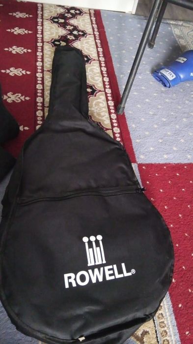 Гитара  в хорошем сост.