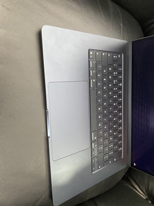 MacBook Air M4 15-inch/ 256 Gb / Midnight
