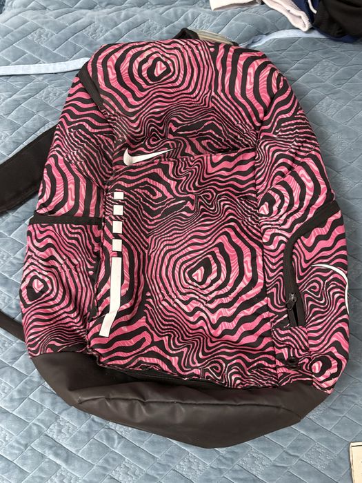 Продаю nike elite back оригинальный 100%