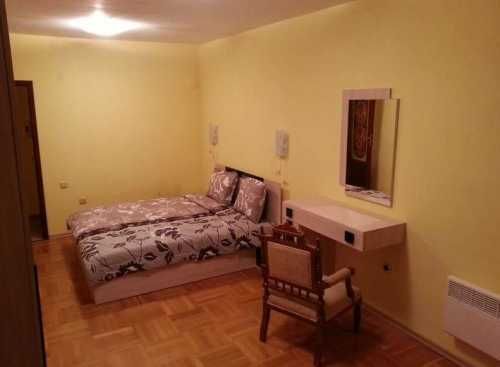 Дава се под наем Тристаен апартамент в Бургас, Възраждане - 98 кв.м за 275 € - Снимка #3