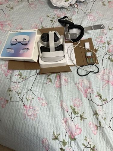 Meta quest 3s cu accesori