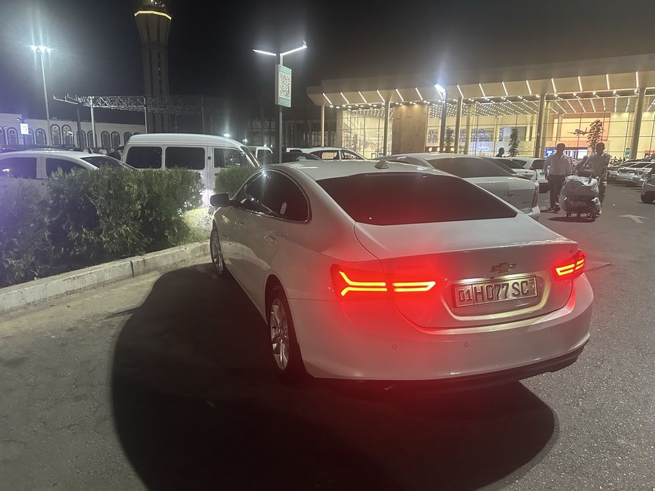 Malibu 2.4 atmosferni ideal 55.000 yurgan kraska toza tayor moshina