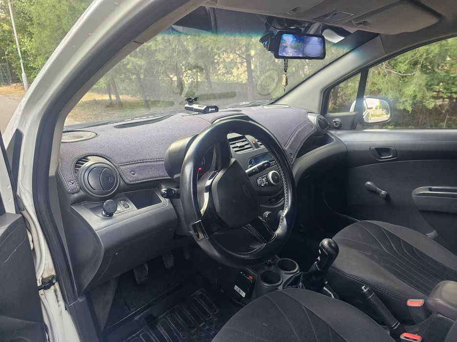 Chevrolet Spark 2012 — 4