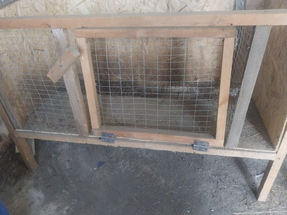 Продам клетки для кроликов