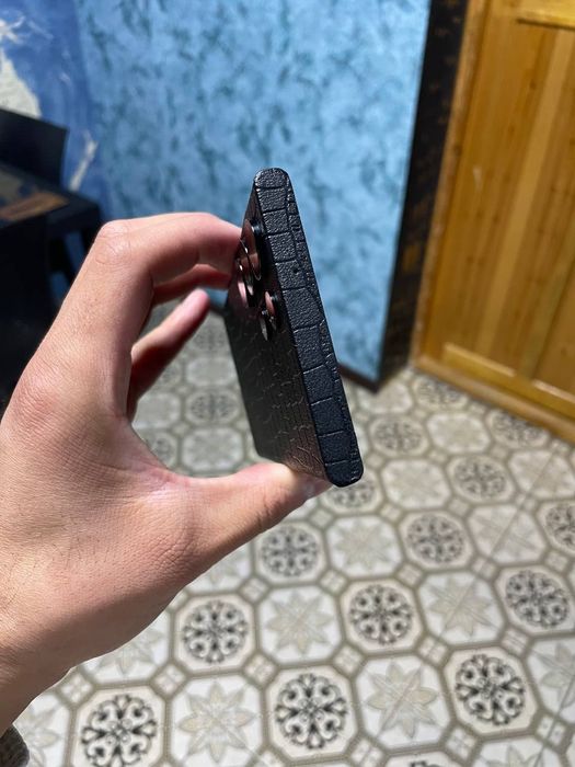 Samsung S23 Ultra Amerikansiy Xotira 256 GB ideal