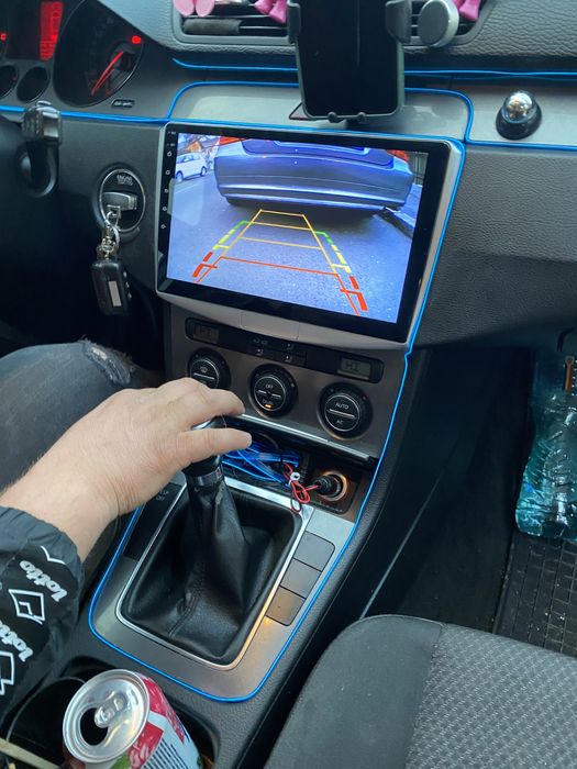 Navigatii VW passat tesla