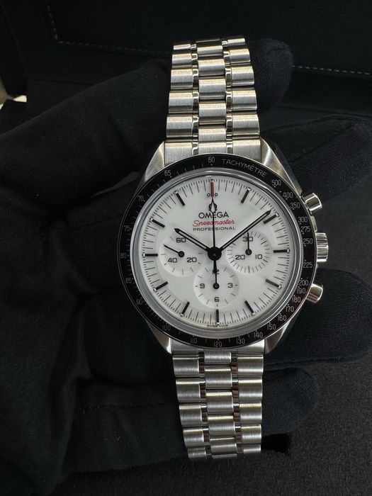 Omega Speedmaster Professional Moonwatch Sapphire Sandwich – Чисто нов, пълен комплект